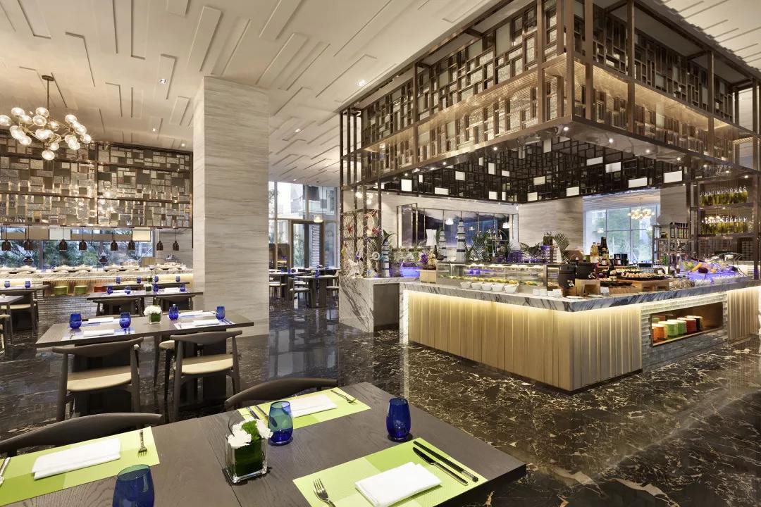 自助餐廳裝修至少需要多少錢？